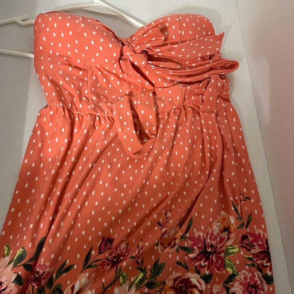 Dress - Picture 4 of 4